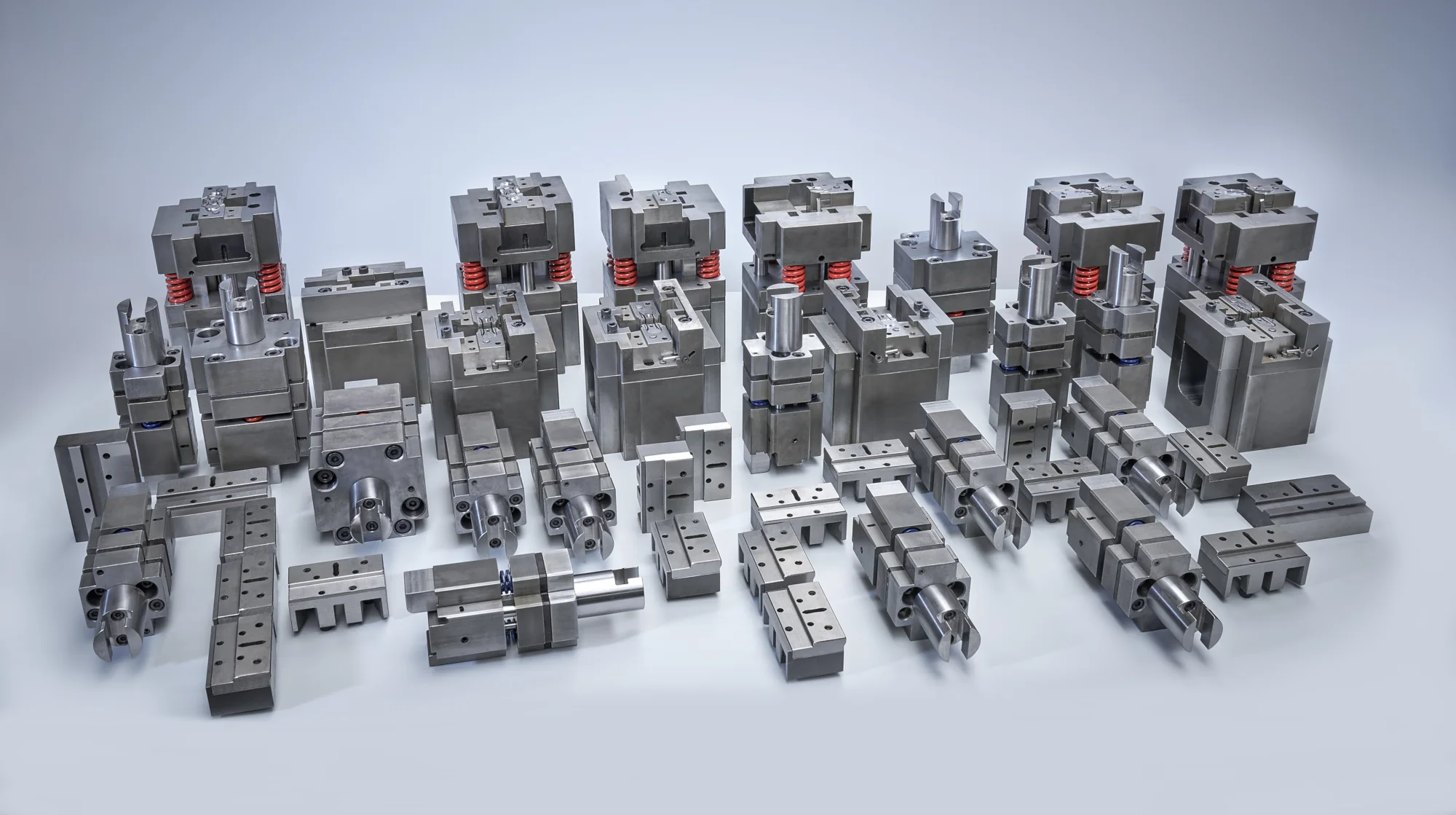 Serie vorm-, pons- en kapstempels